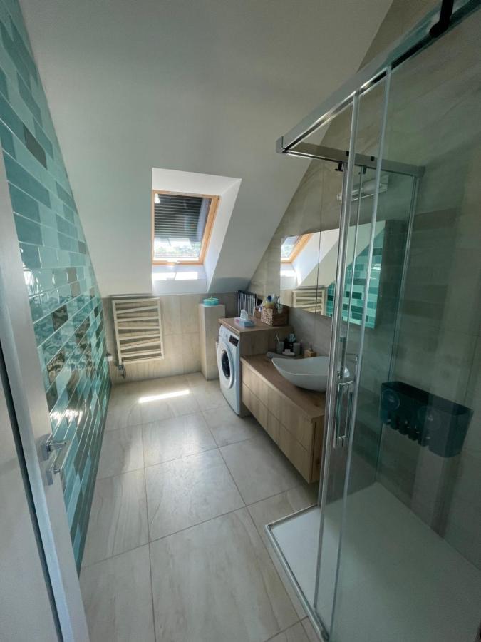Fenyves Beach Apartman Delux バラトンフェニヴェシュ エクステリア 写真
