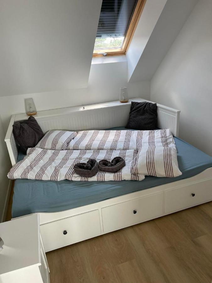 Fenyves Beach Apartman Delux バラトンフェニヴェシュ エクステリア 写真